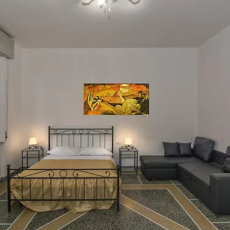 Alojamento de Acomodação e Pequeno-almoço Hostel B&B Pisa
