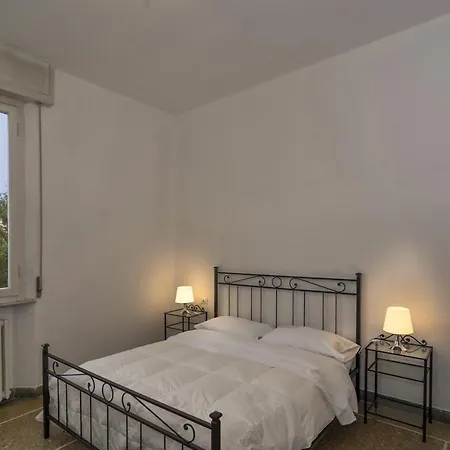Hostel B&B *